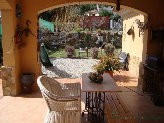 Foto 2 de Chalet en venta en Vall-Llobrega de 5 habitaciones con terraza y jardín