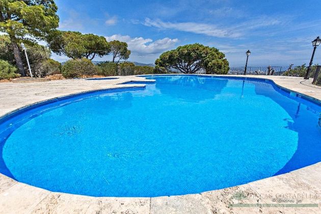 Foto 1 de Piso en venta en Sant Pol - Volta de l'Ametller de 3 habitaciones con terraza y piscina