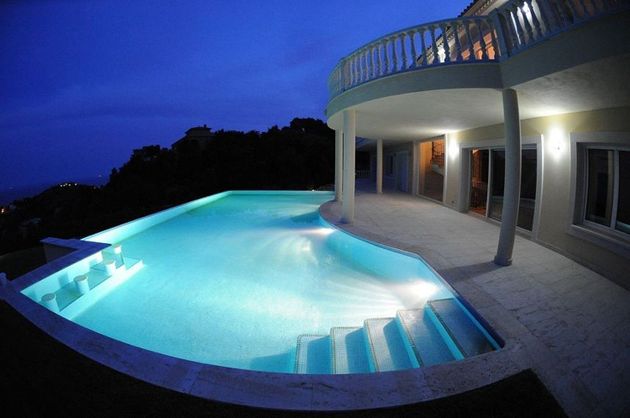 Foto 1 de Chalet en venta en Can Semi - Mas Nou - Mas Ros de 7 habitaciones con terraza y piscina