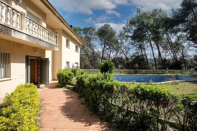 Foto 2 de Xalet en venda a Lliçà d´Amunt de 7 habitacions amb terrassa i piscina