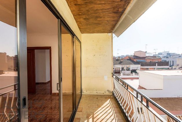Foto 1 de Pis en venda a Centre - Col.legis Nous - Riera Seca de 5 habitacions amb terrassa i balcó