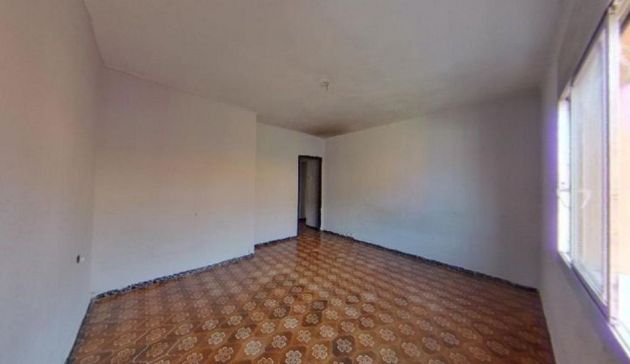 Foto 1 de Venta de piso en Can Gili - Congost de 3 habitaciones con balcón