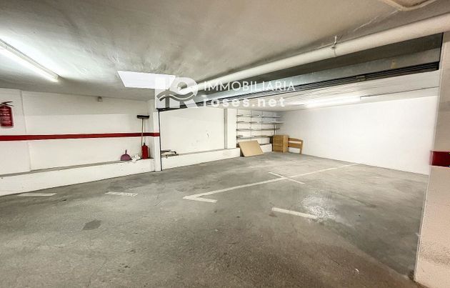 Foto 1 de Garatge en venda a Centre - Roses de 35 m²