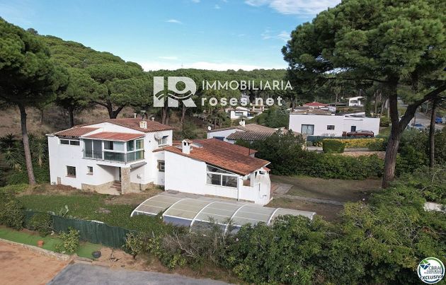 Foto 1 de Casa en venta en Residencial Begur - Esclanyà de 3 habitaciones con terraza y piscina