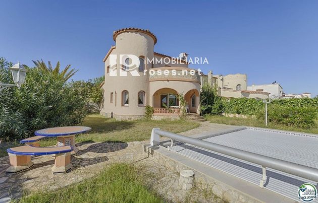 Foto 2 de Venta de casa en Sant Pere Pescador de 2 habitaciones con piscina