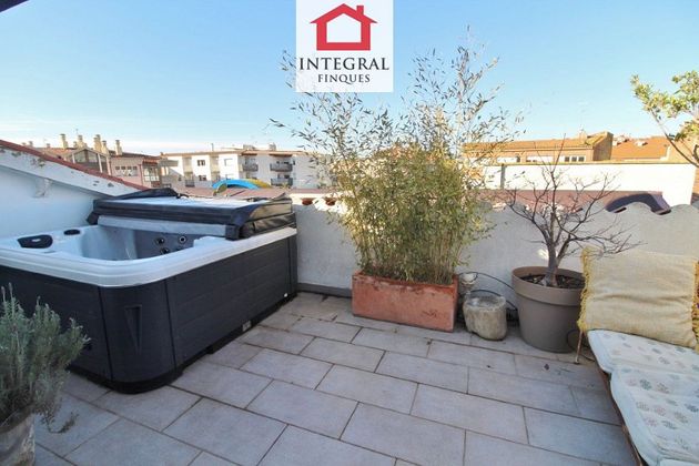 Foto 1 de Dúplex en venda a Avinguda Catalunya de 4 habitacions amb terrassa i balcó