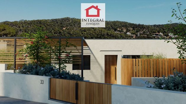 Foto 2 de Xalet en venda a calle Mas Falquet de 4 habitacions amb terrassa i piscina