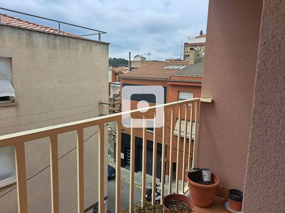 Foto 2 de Pis en venda a Ca n'Aurell de 4 habitacions amb garatge i balcó