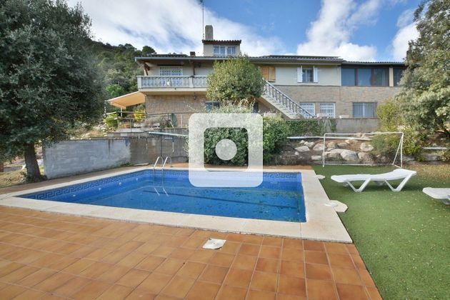 Foto 2 de Casa en venda a Matadepera de 7 habitacions amb piscina i garatge