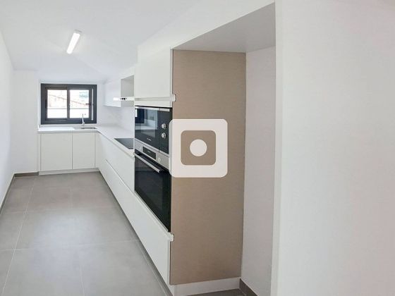 Foto 2 de Piso en venta en Ca n'Aurell de 3 habitaciones con terraza y garaje