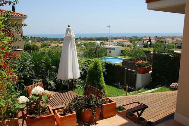 Foto 1 de Casa adosada en venta en La Collada - Sis Camins - Fondo Somella - Santa Maria de 3 habitaciones con terraza y piscina