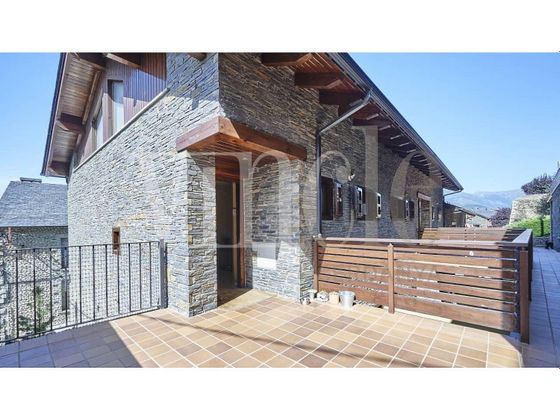 Foto 1 de Casa adossada en venda a Puigcerdà de 3 habitacions amb terrassa i balcó