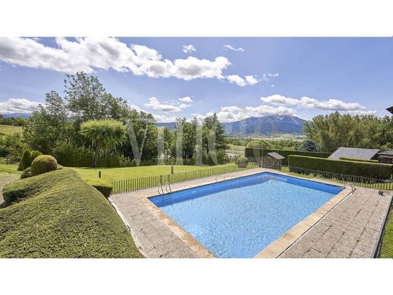 Foto 2 de Casa adosada en venta en Ger de 3 habitaciones con terraza y piscina