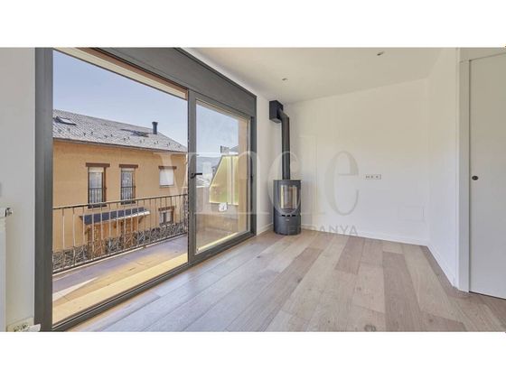 Foto 1 de Venta de casa en Puigcerdà de 3 habitaciones con terraza y garaje