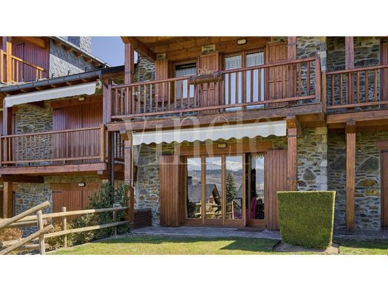 Foto 2 de Casa adossada en venda a Fontanals de Cerdanya de 4 habitacions amb terrassa i garatge
