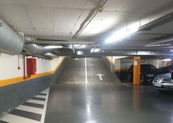 Foto 2 de Venta de garaje en Sant Adrià de Besos de 12 m²