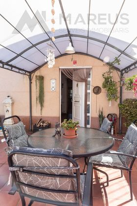 Foto 2 de Xalet en venda a Castellví de Rosanes de 3 habitacions amb terrassa i jardí
