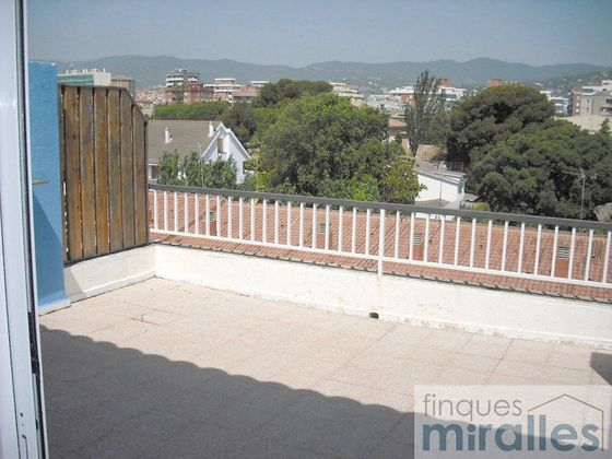 Foto 1 de Àtic en venda a calle Rosari de 2 habitacions amb terrassa i garatge