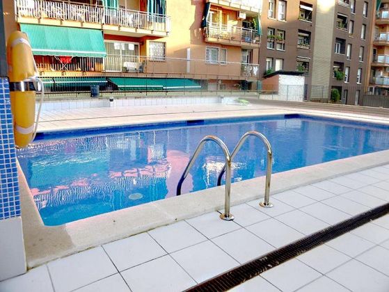 Foto 1 de Pis en venda a La Verneda i la Pau de 1 habitació amb terrassa i piscina