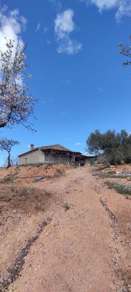 Foto 2 de Venta de casa rural en Tivissa de 2 habitaciones con jardín