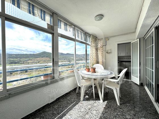 Foto 1 de Piso en venta en Cerdanyola de 4 habitaciones con terraza y ascensor