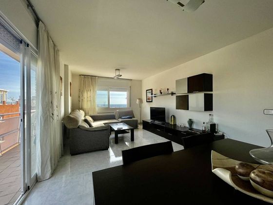 Foto 1 de Piso en venta en Cerdanyola de 4 habitaciones con terraza y balcón