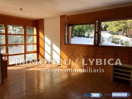 Foto 2 de Dúplex en venda a Alp de 3 habitacions amb jardí i balcó