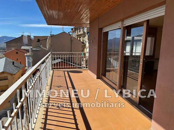 Foto 1 de Pis en venda a Puigcerdà de 4 habitacions amb terrassa i garatge