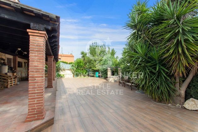 Foto 2 de Xalet en venda a avenida De Can Jofresa de 3 habitacions amb terrassa i garatge