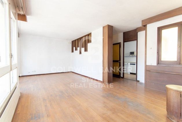 Foto 2 de Àtic en venda a calle De Jovellanos de 5 habitacions amb terrassa i aire acondicionat