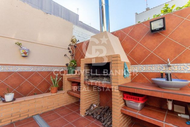 Foto 2 de Venta de casa adosada en calle Del Pedraforca de 4 habitaciones con terraza y garaje