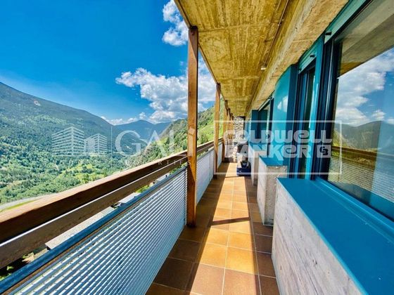 Foto 1 de Ático en venta en Canillo de 3 habitaciones con terraza y balcón