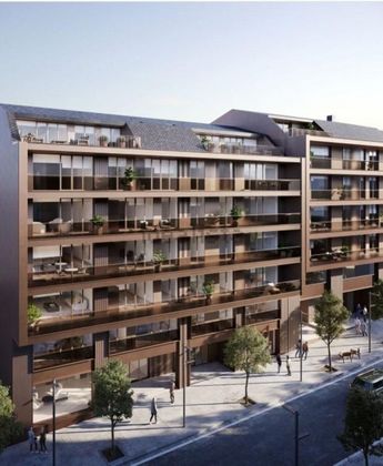 Foto 2 de Venta de piso en avenida Del Consell de la Terra de 3 habitaciones con terraza y balcón