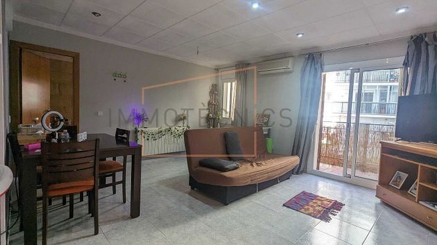 Foto 2 de Piso en venta en Sant Celoni de 2 habitaciones con balcón y aire acondicionado
