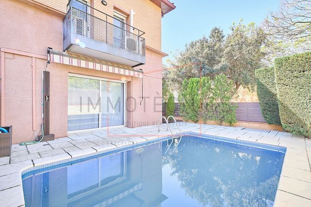 Foto 1 de Casa en venda a Canet de Mar de 4 habitacions amb piscina i garatge