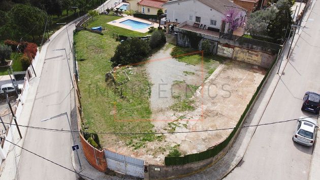Foto 2 de Venta de terreno en calle Del Mig de 1030 m²
