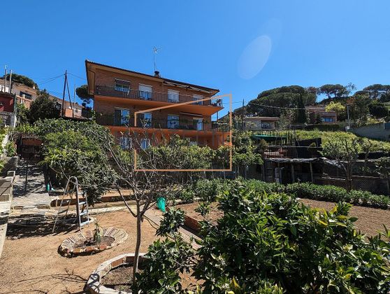 Foto 2 de Venta de chalet en Llinars del Valles de 6 habitaciones con terraza y garaje