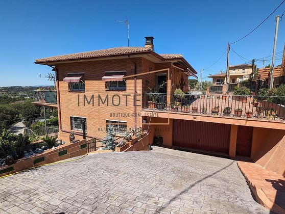Foto 1 de Xalet en venda a Llinars del Valles de 6 habitacions amb terrassa i garatge