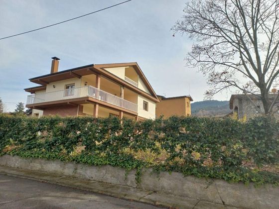 Foto 1 de Casa en venta en Alàs i Cerc de 3 habitaciones con terraza y garaje