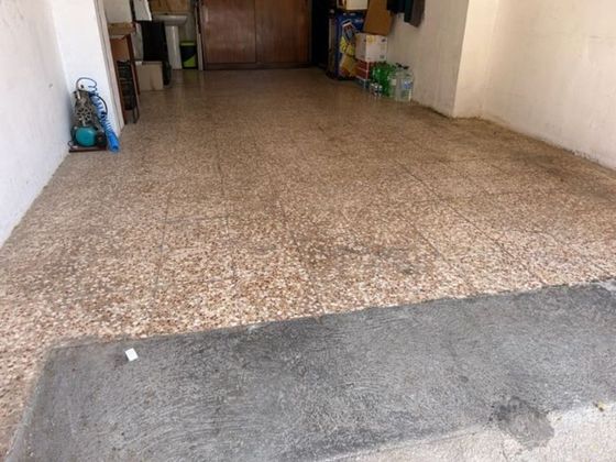 Foto 1 de Garatge en venda a Sant Pere i Sant Pau de 30 m²