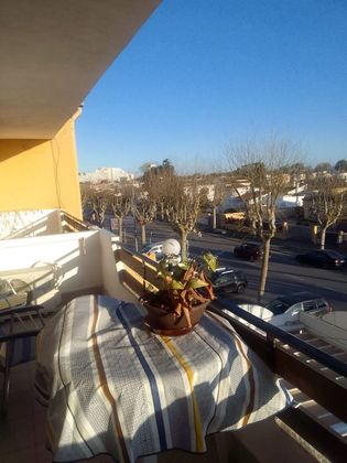 Foto 1 de Àtic en venda a Empuriabrava de 2 habitacions amb terrassa i balcó