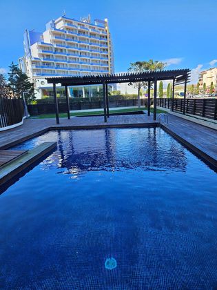 Foto 1 de Pis en venda a Empuriabrava de 3 habitacions amb terrassa i piscina