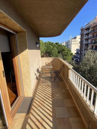 Foto 1 de Venta de piso en Poblenou - L'Olivar Gran de 4 habitaciones con terraza y balcón