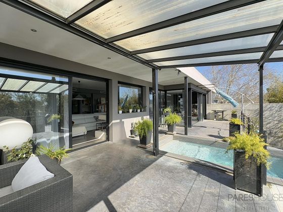 Foto 1 de Casa en venda a Mollet de Peralada de 3 habitacions amb terrassa i piscina