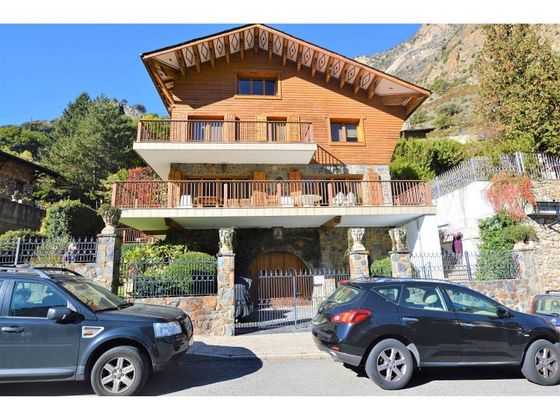 Foto 1 de Casa en venda a Sant Julià de Lòria de 3 habitacions amb terrassa i jardí