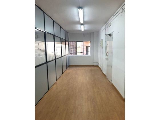 Foto 2 de Oficina en alquiler en Centre - Sabadell con ascensor