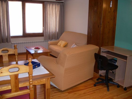 Foto 2 de Piso en alquiler en avenida Catalunya de 1 habitación con muebles