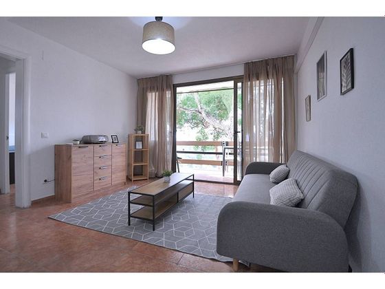 Foto 2 de Piso en venta en calle Gènova de 2 habitaciones con terraza y jardín
