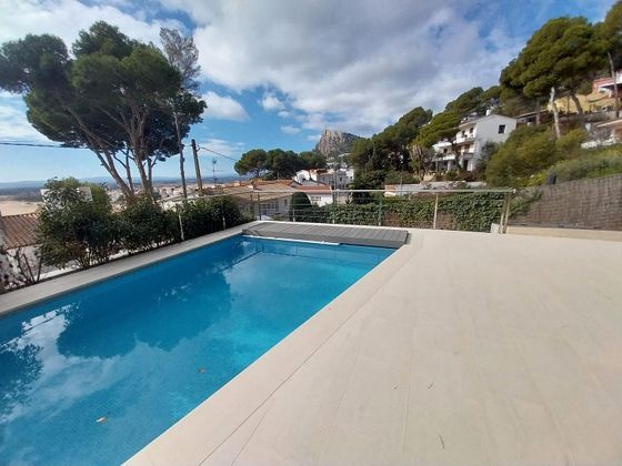 Foto 1 de Casa en venda a L'Estartit de 6 habitacions amb terrassa i piscina
