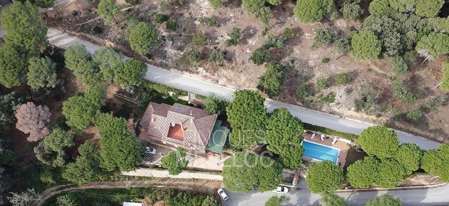 Foto 1 de Venta de chalet en Cabrera de Mar de 5 habitaciones con terraza y piscina